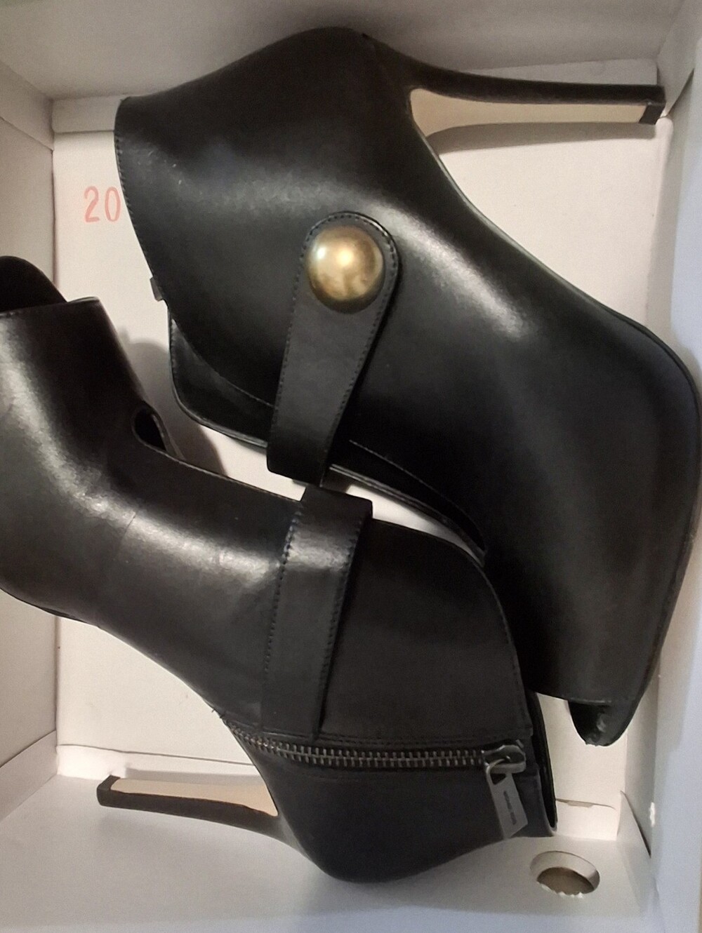 Shoes - Picture 3 of 6